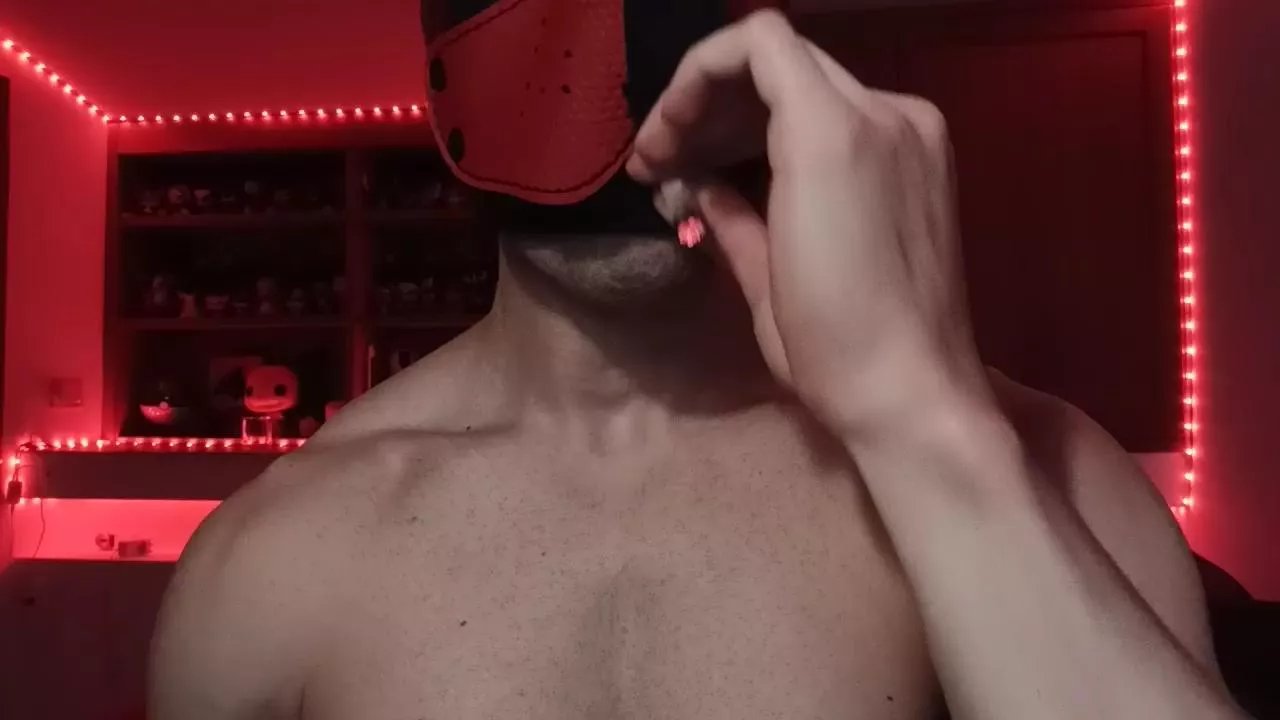 Offline Frabroker on Cam4