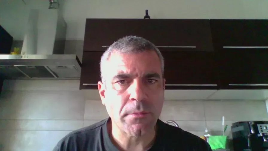 Offline ilmioo21 on Cam4