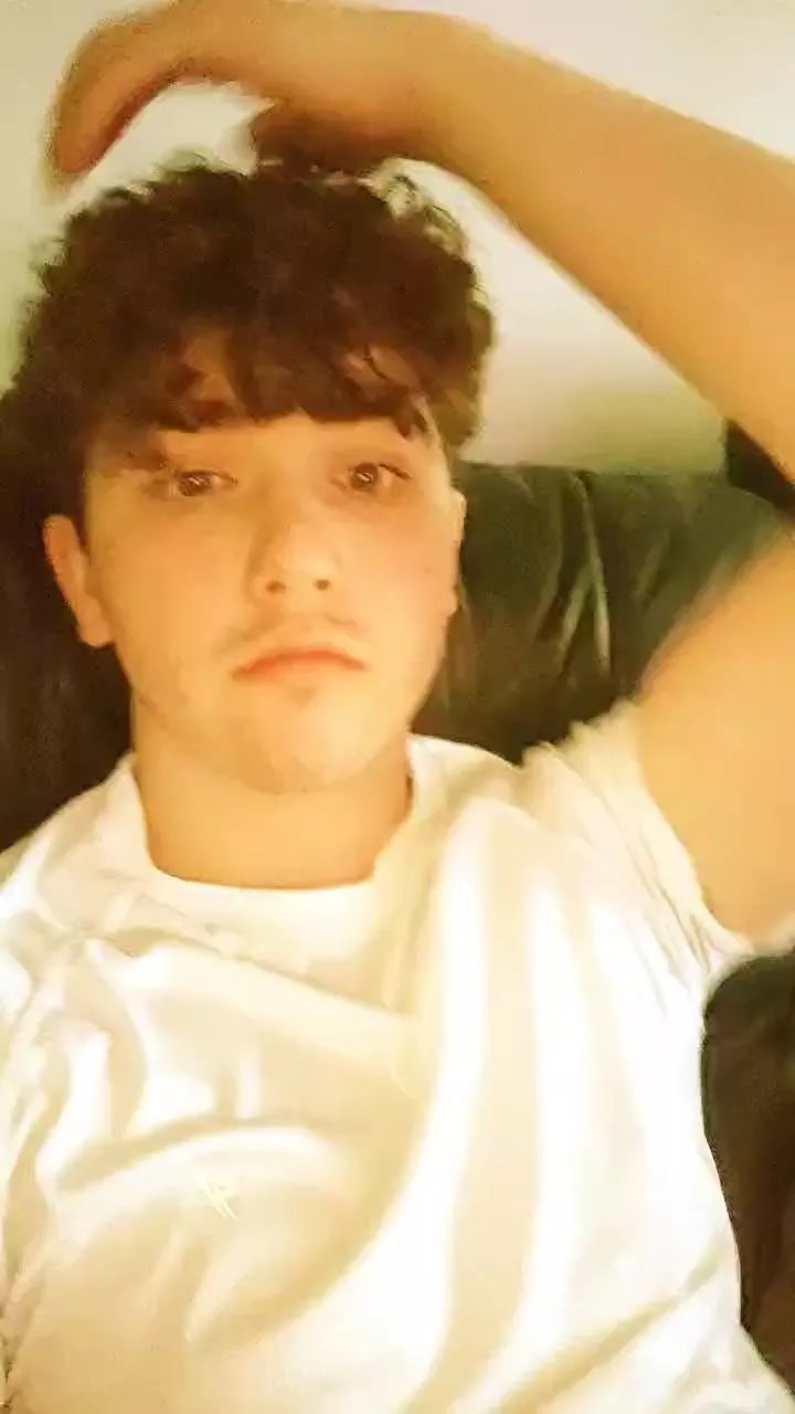 Offline jjhunter07 on Cam4