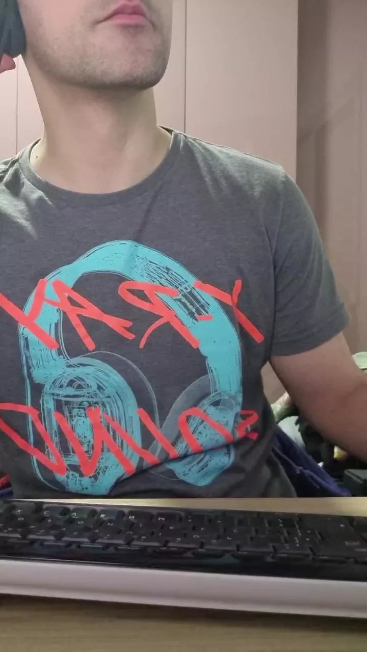 Offline LeoSorocaba34 on Cam4