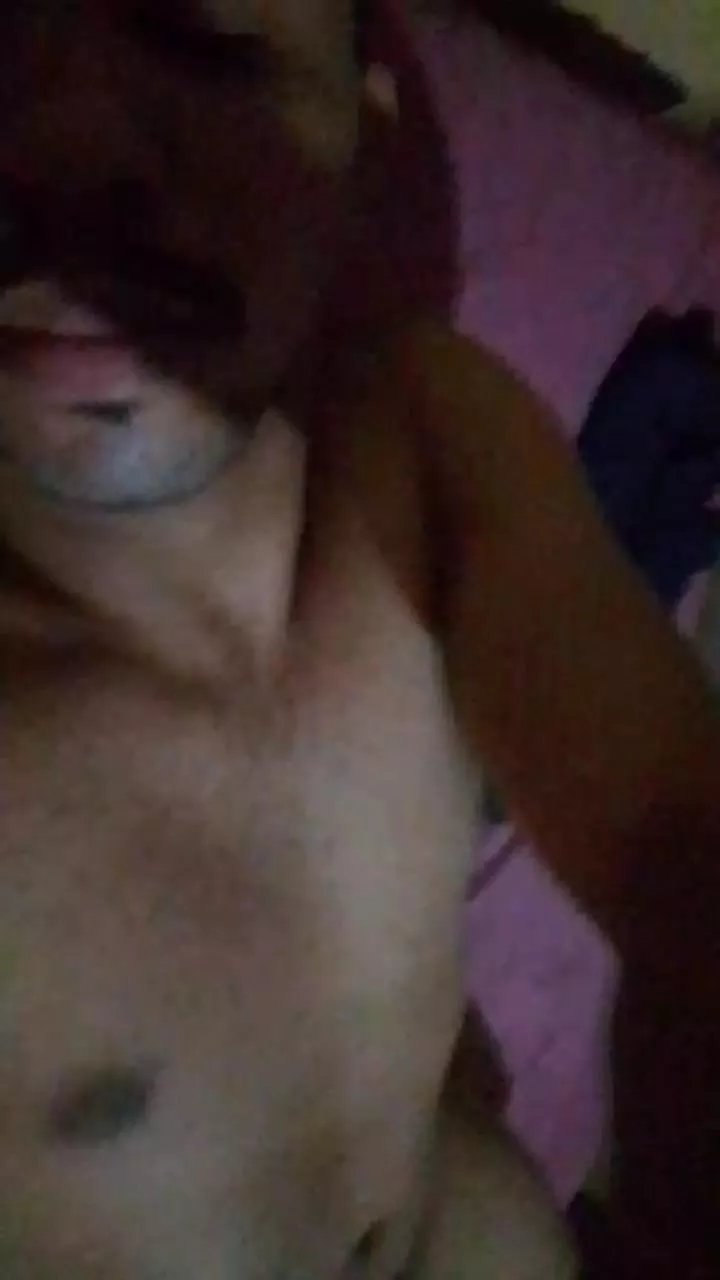 Offline Massagistahomen on Cam4