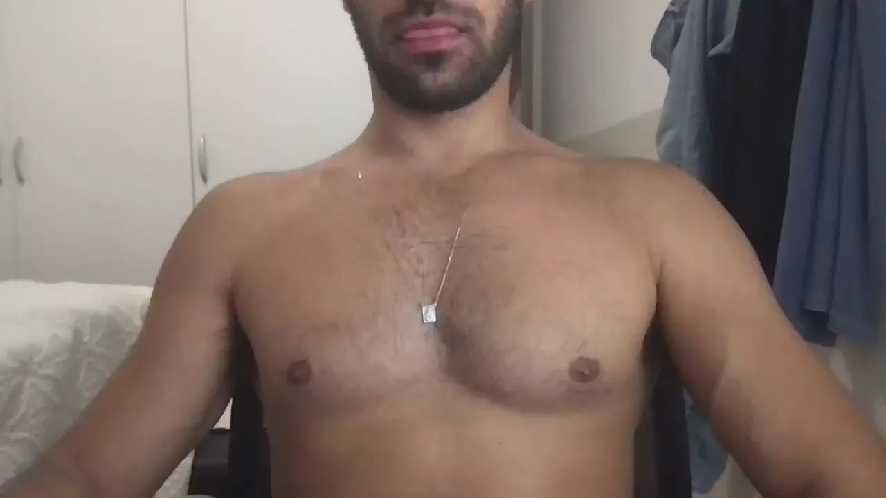 Offline mlkcurteperi on Cam4