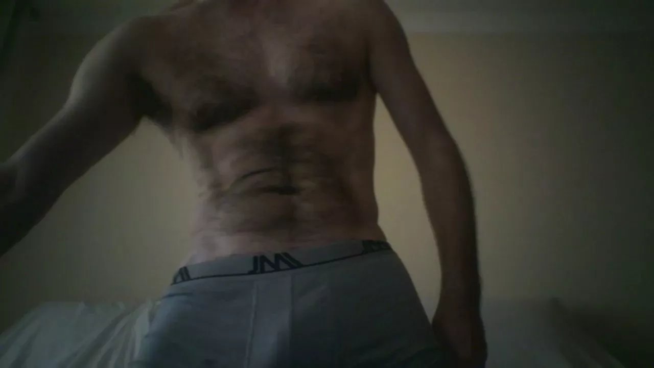 Offline tonytuga on Cam4