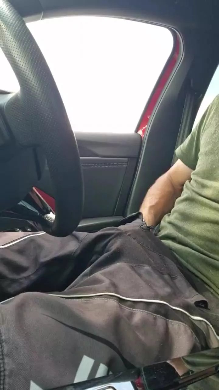 Offline Wiesencoltx on Cam4