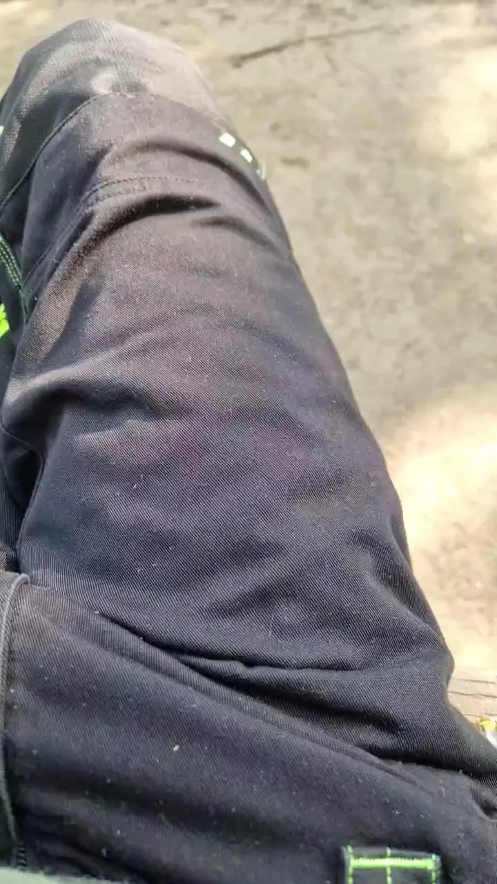 Offline Wiesencoltx on Cam4