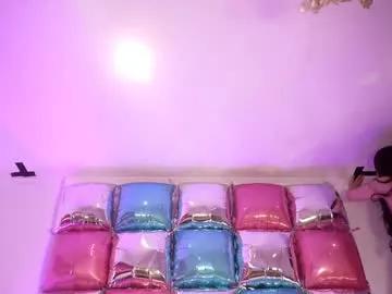 littlee33 from Chaturbate