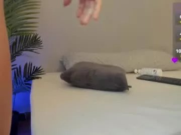 Private valentina_m17 on Chaturbate