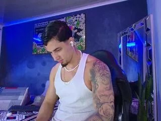 Offline camilo_alvarezz on Flirt4Free