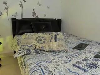 Freechat cristofer_hanks on Flirt4Free