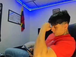 Offline drake_thomsoon on Flirt4Free