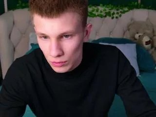 Offline felix_lost on Flirt4Free