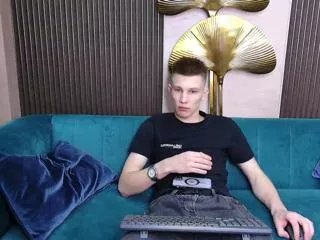Offline felix_lost on Flirt4Free