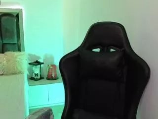 Offline lola_dove on Flirt4Free