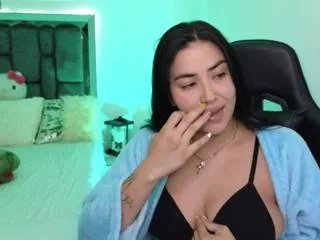 Offline lola_dove on Flirt4Free