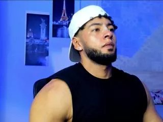 Offline mark_junior on Flirt4Free