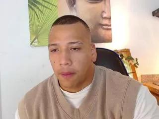 max_turneer on Flirt4Free 