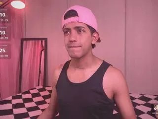 Offline theo_brown on Flirt4Free