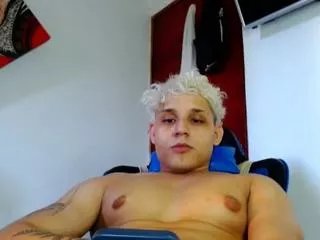 Offline valerio_rossi on Flirt4Free