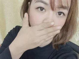 Offline Alinee37 on Streamate