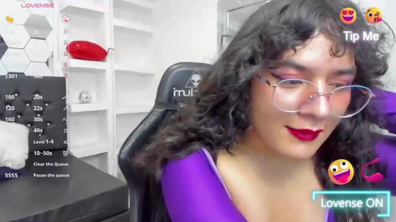 Group ElithBerryTS on Streamray