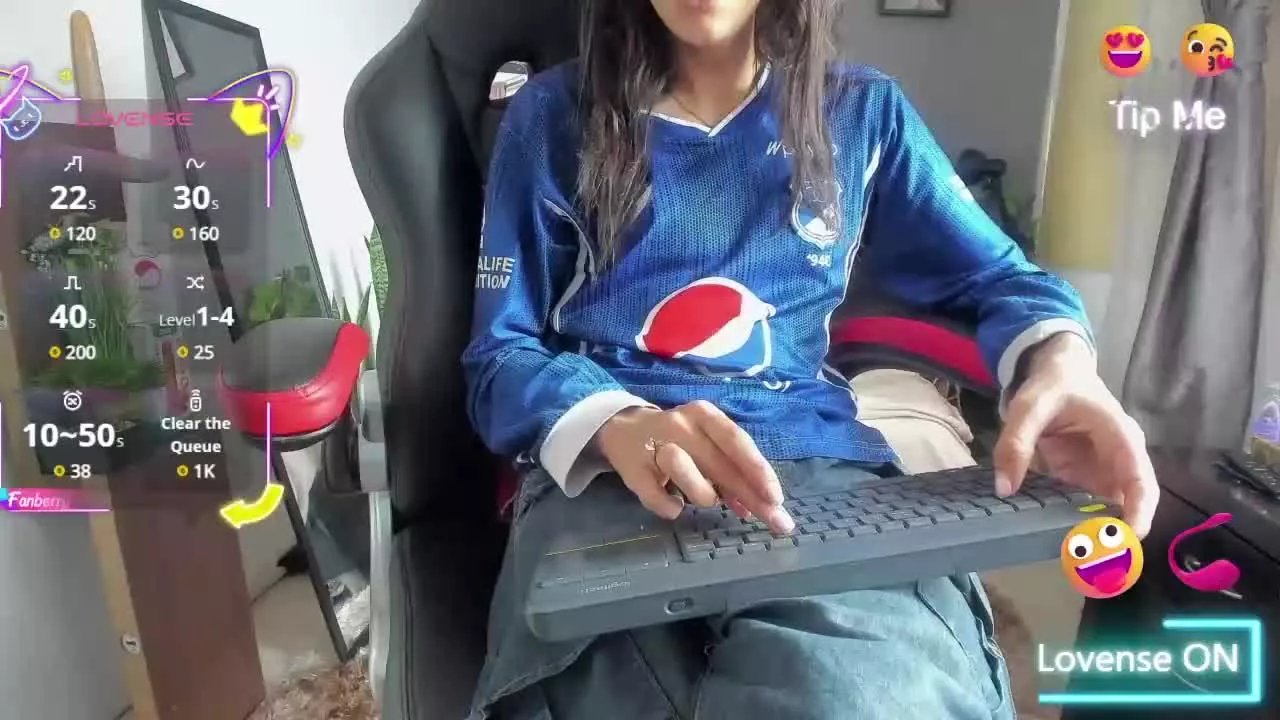 Offline Kitty_lovesTS on Streamray