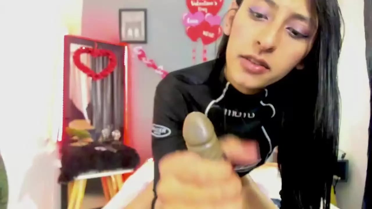 Offline Kitty_lovesTS on Streamray