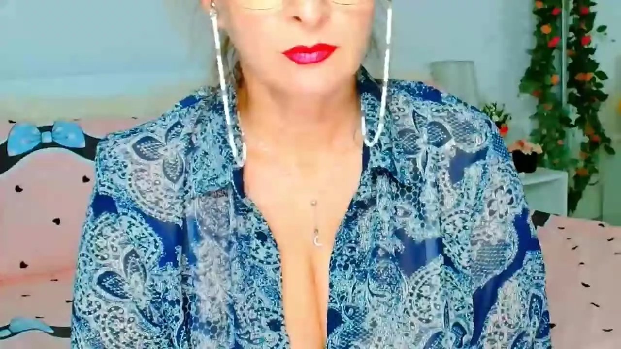 Group Tyana on Streamray