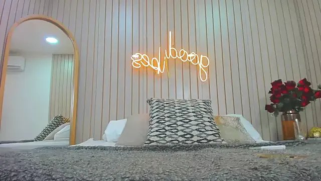 Freechat KenyaCopper on StripChat